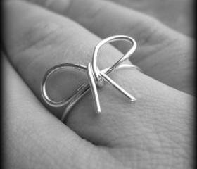 Silver bow ring.Bow ring.Bridesmaid gift.BFF.Love.Infinity.